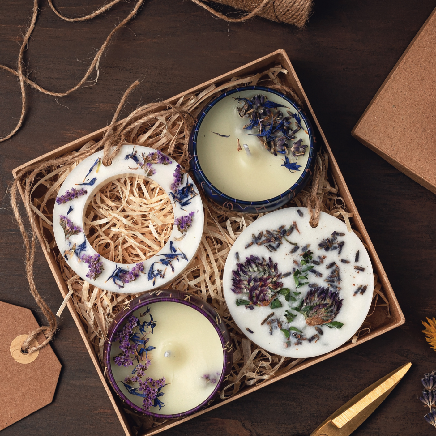 Eco-friendly Wardrobe Freshners